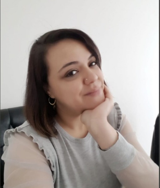 Esi Ozille Namer